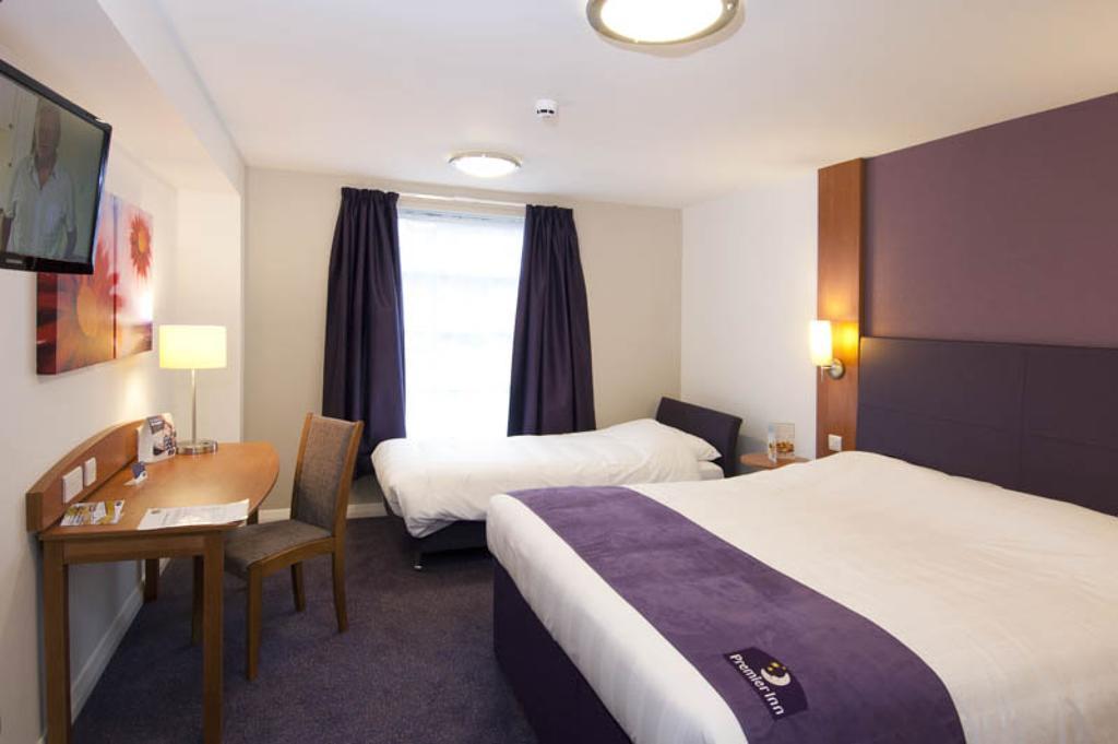 Premier Inn טונברידג' חדר תמונה