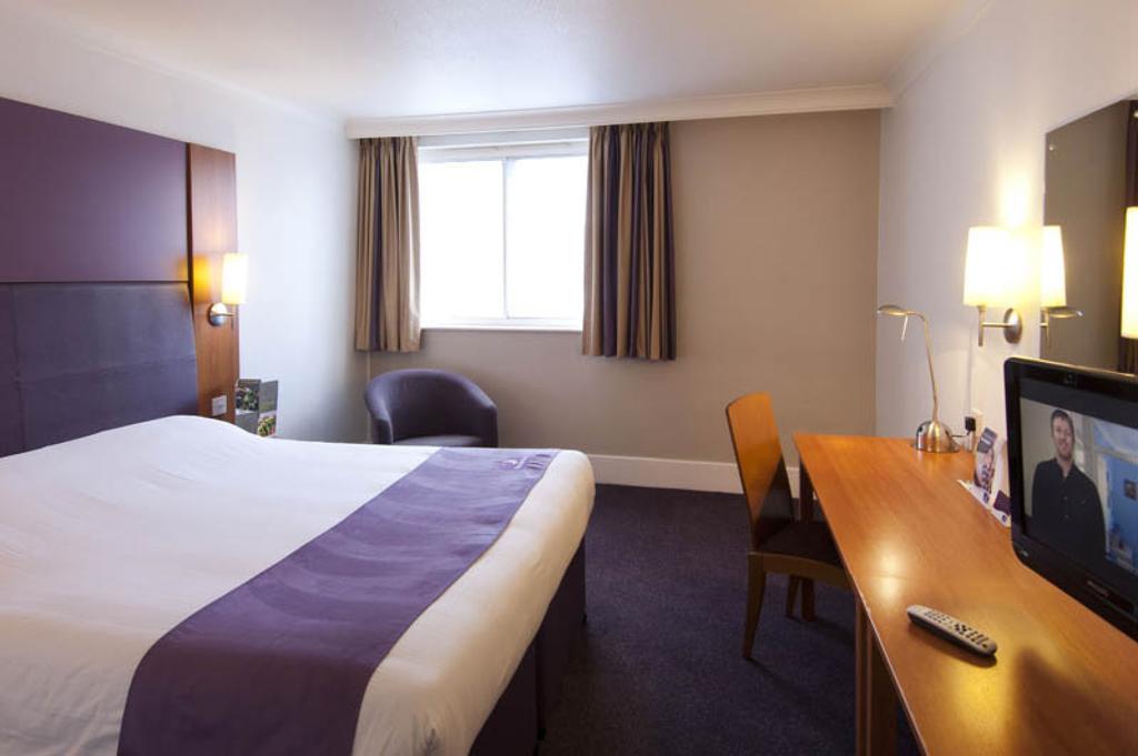 Premier Inn טונברידג' מראה חיצוני תמונה